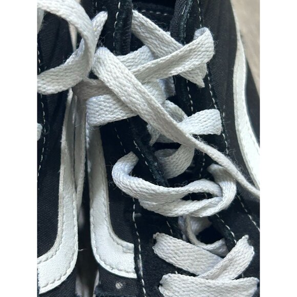 VANS Hi-Top Shoes Women's Size 6 Lace Up Running Shoes Black - Picture 2 of 5